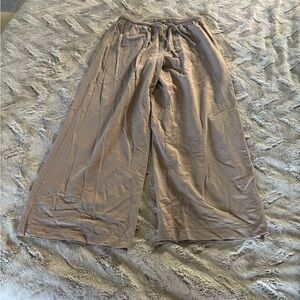 H&M Wide Leg Pants Tan Khaki Cream Flowy